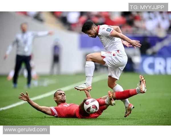 足球球星乌龙瞬间引发全场震惊成为赛场难忘经典时刻